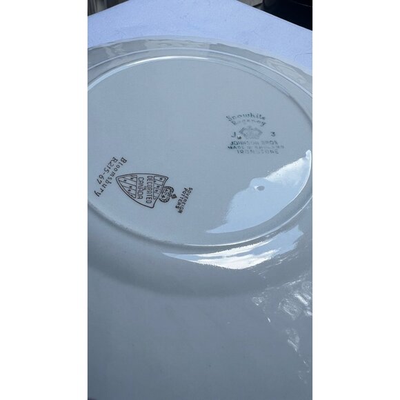 Sovereign Potters Bloomsbury R215-67 Floral Bone China Dinner Plate 10" Scallope - Picture 6 of 10